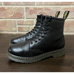 Dr. Martens 1460 W Black Round Toe Lace Up Ankle Boots W 5 M 4